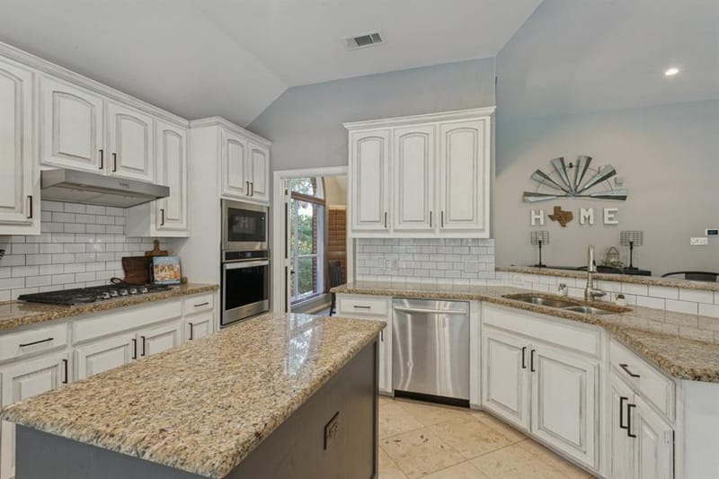 1912 Creek Bend Drive, Corinth TX 76208 - Photo 12