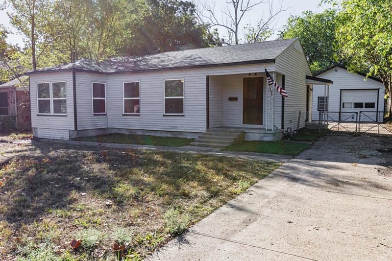 308 W Avenue F, Garland TX 75040 - Photo 2