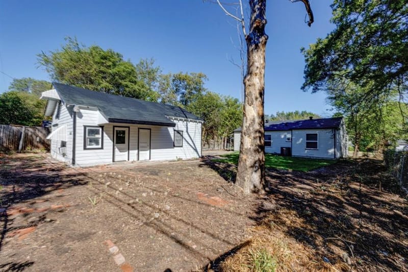 308 W Avenue F, Garland TX 75040 - Photo 17