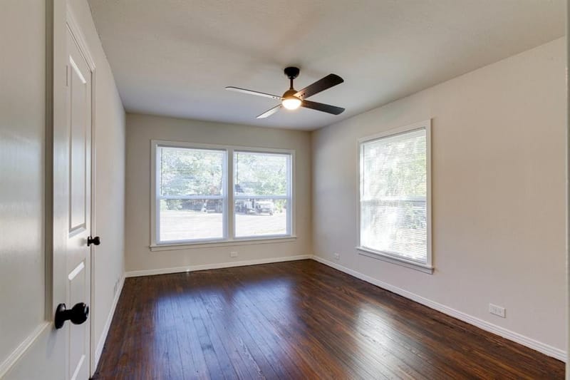 308 W Avenue F, Garland TX 75040 - Photo 11