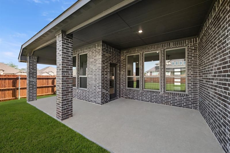 1004 Wedgestone Drive, Justin TX 76247 - Photo 27
