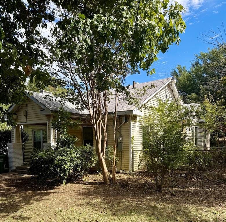 910 S Gilpin Avenue, Cockrell Hill TX 75211