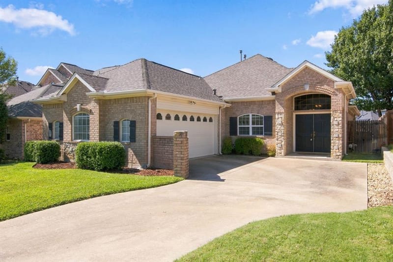 636 Wyndham Circle, Keller TX 76248 - Photo 2