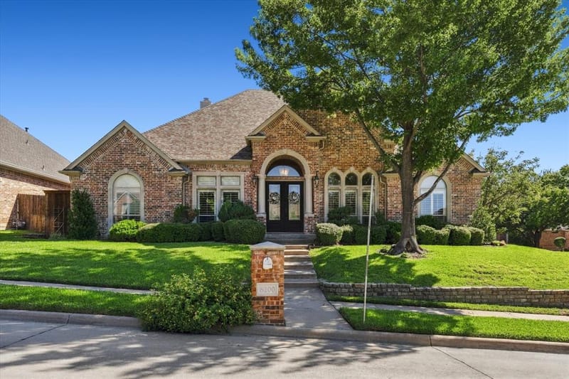 8200 Edgemont Court, North Richland Hills TX 76182
