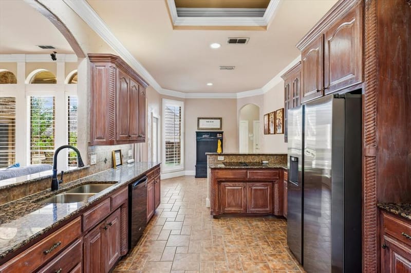 8200 Edgemont Court, North Richland Hills TX 76182 - Photo 9