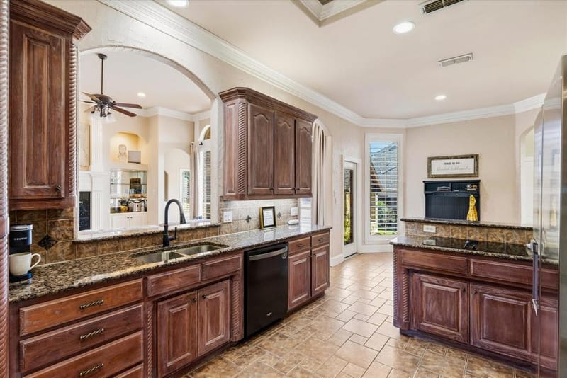 8200 Edgemont Court, North Richland Hills TX 76182 - Photo 10