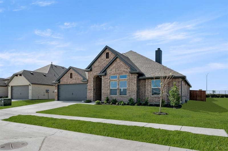 1123 Nighthawk Drive, Justin TX 76247 - Photo 2