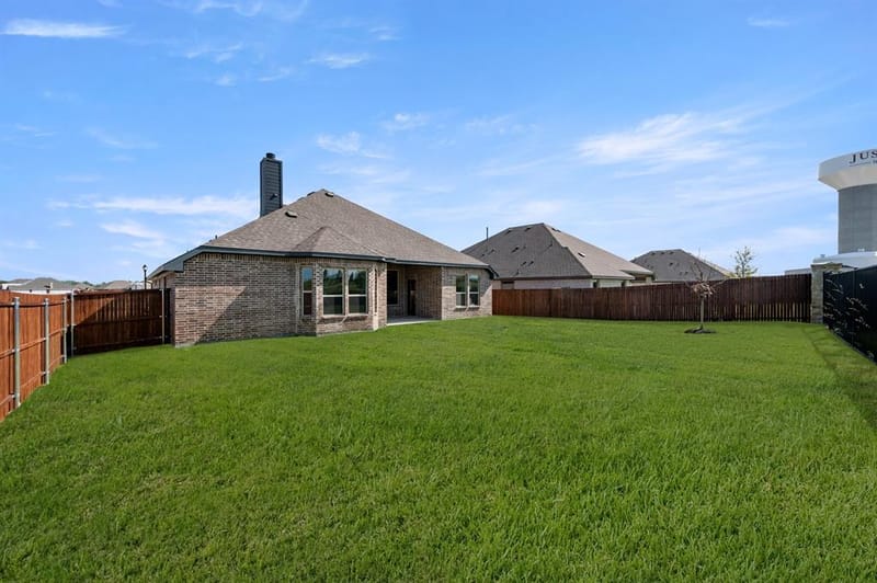 1123 Nighthawk Drive, Justin TX 76247 - Photo 25