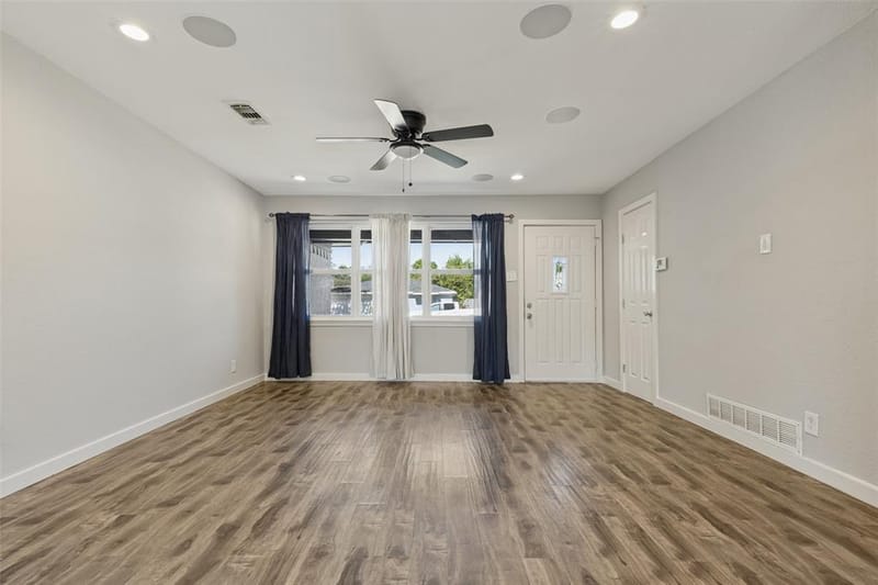 8926 Clearwater Drive, Dallas TX 75243 - Photo 2