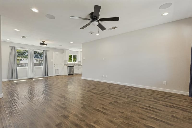 8926 Clearwater Drive, Dallas TX 75243 - Photo 7