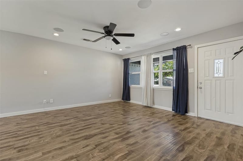 8926 Clearwater Drive, Dallas TX 75243 - Photo 3