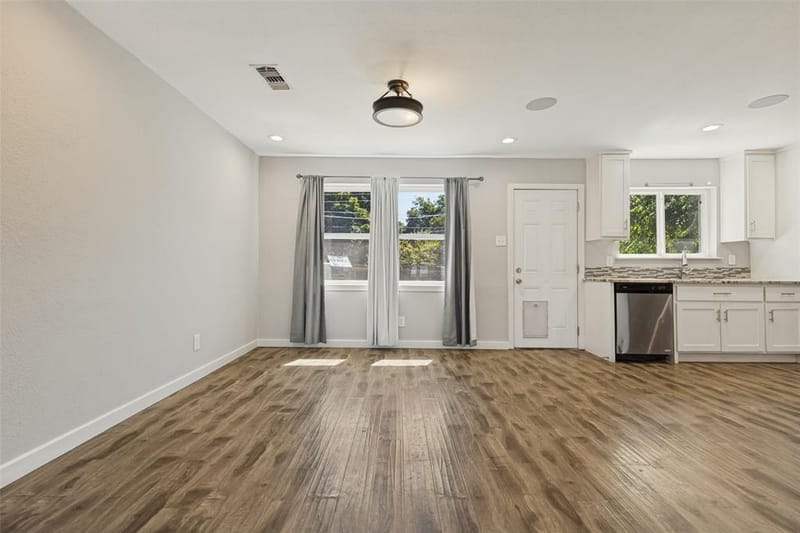 8926 Clearwater Drive, Dallas TX 75243 - Photo 8