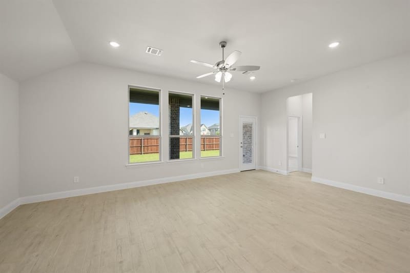 1102 Worthington Drive, Justin TX 76247 - Photo 19