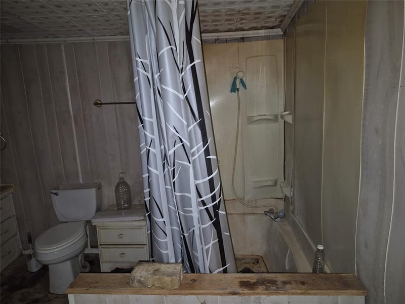 307 W Spruce Street, Whitewright TX 75491 - Photo 17