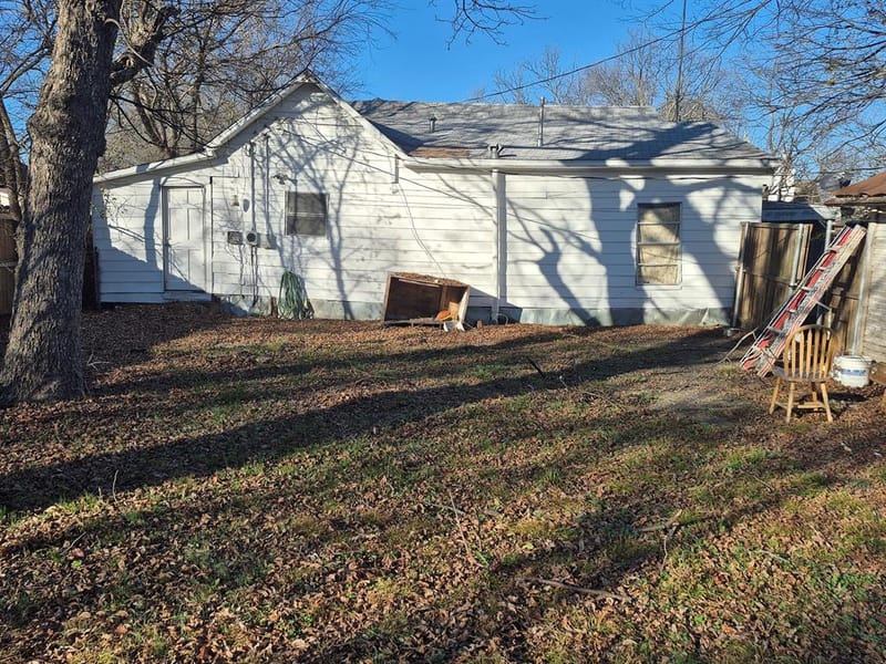 307 W Spruce Street, Whitewright TX 75491 - Photo 7