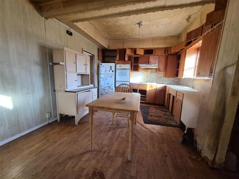 307 W Spruce Street, Whitewright TX 75491 - Photo 8