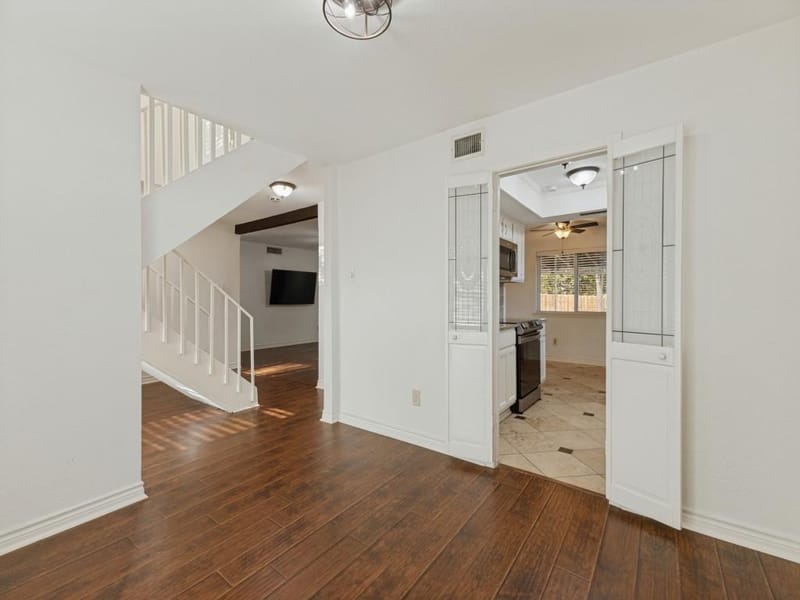 2109 Via Estrada, Carrollton TX 75006 - Photo 9