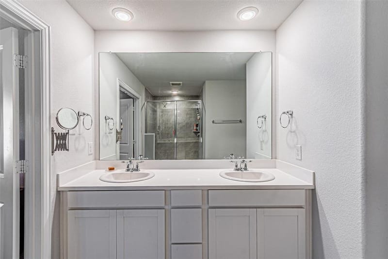 805 Tennessee Drive, Euless TX 76040 - Photo 22