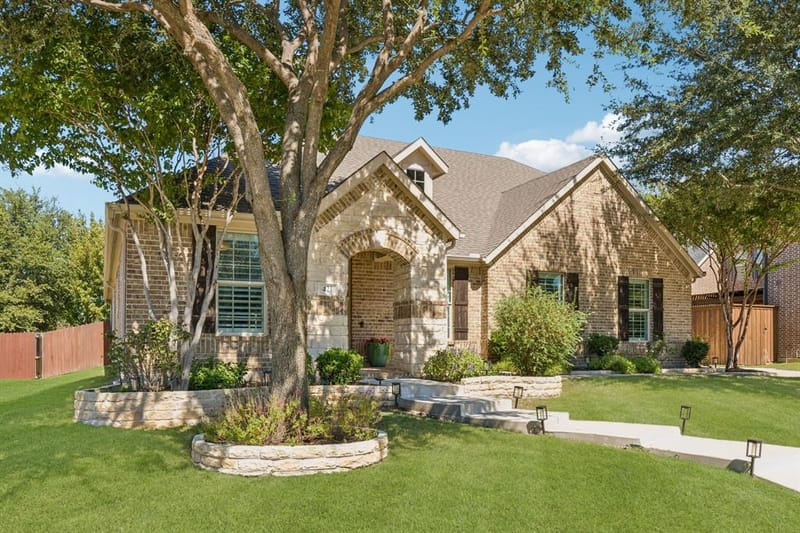 421 Komron Court, Prosper TX 75078 - Photo 2