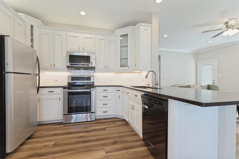 136 S College Street S, Keller TX 76248 - Photo 8