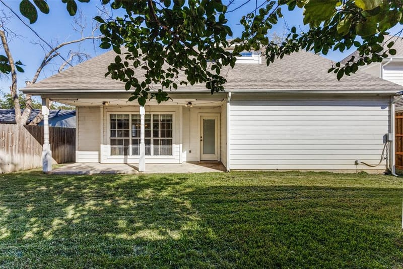 136 S College Street S, Keller TX 76248 - Photo 25