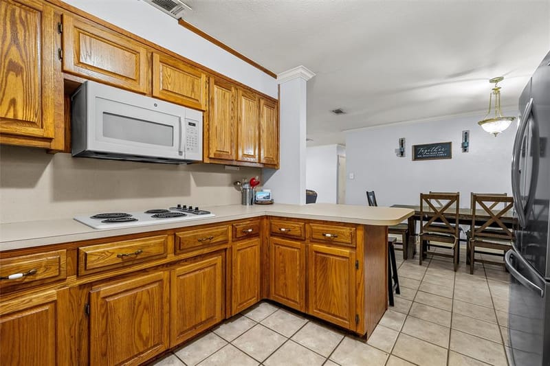 926 Rolling Hills Drive, Hewitt TX 76643 - Photo 8