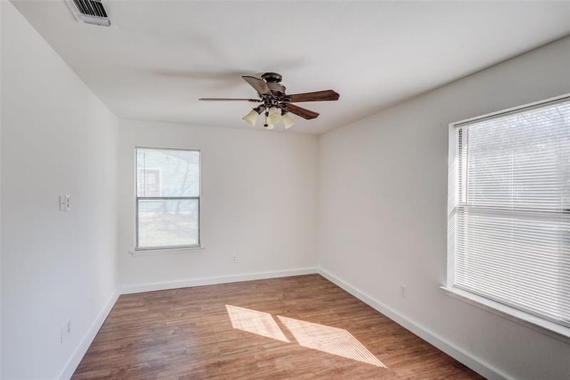 1608 Tanglewood Drive, Azle TX 76020 - Photo 17