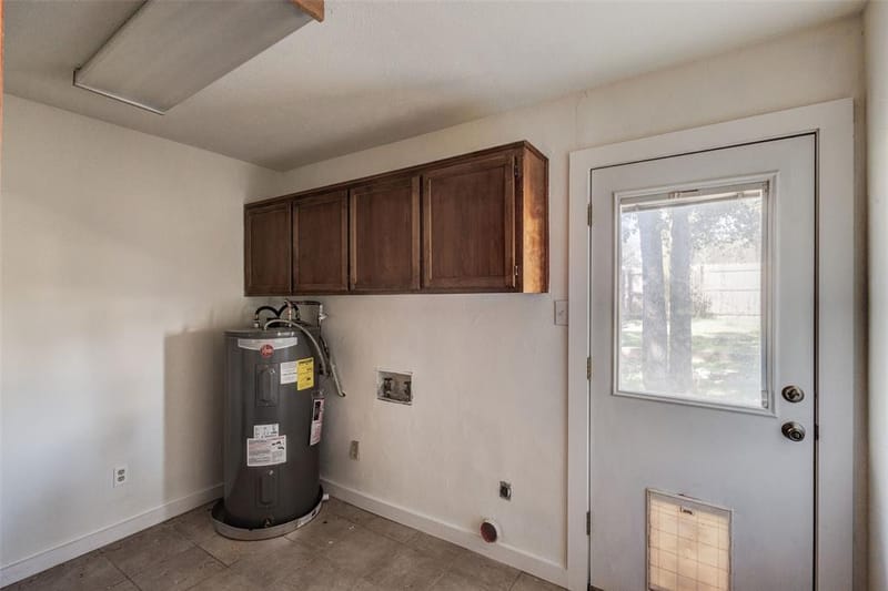 1608 Tanglewood Drive, Azle TX 76020 - Photo 14