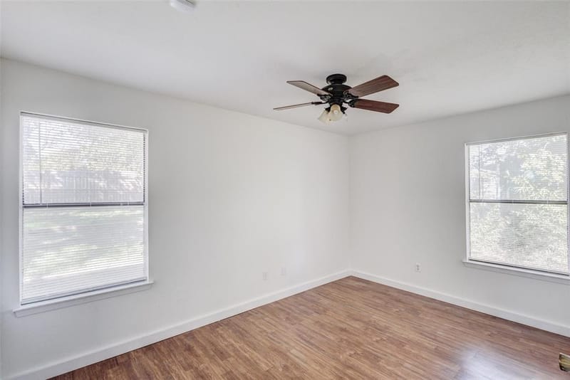1608 Tanglewood Drive, Azle TX 76020 - Photo 15