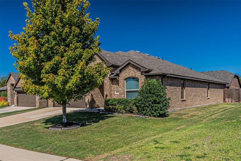 1032 Deer Valley Drive, Weatherford TX 76087 - Photo 3
