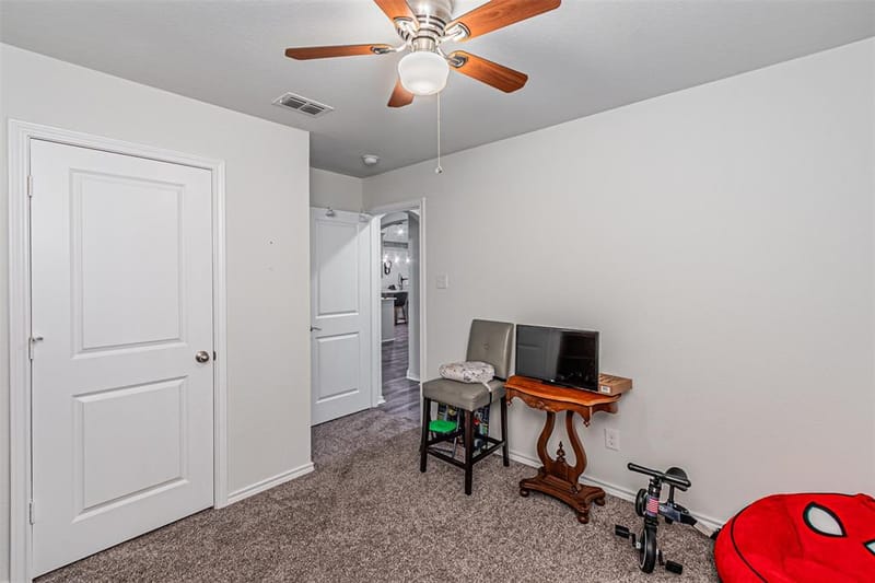 1032 Deer Valley Drive, Weatherford TX 76087 - Photo 9
