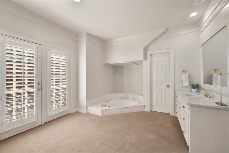 5104 Forestlake Court, Arlington TX 76017 - Photo 20