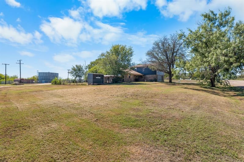 267 Ish Street, China Spring TX 76633 - Photo 36
