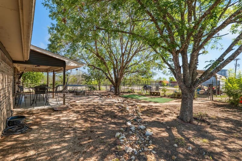 267 Ish Street, China Spring TX 76633 - Photo 31