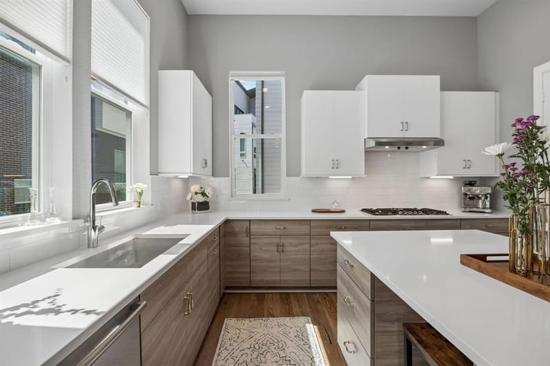 381 E Greenbriar Lane # 1001, Dallas TX 75203 - Photo 9