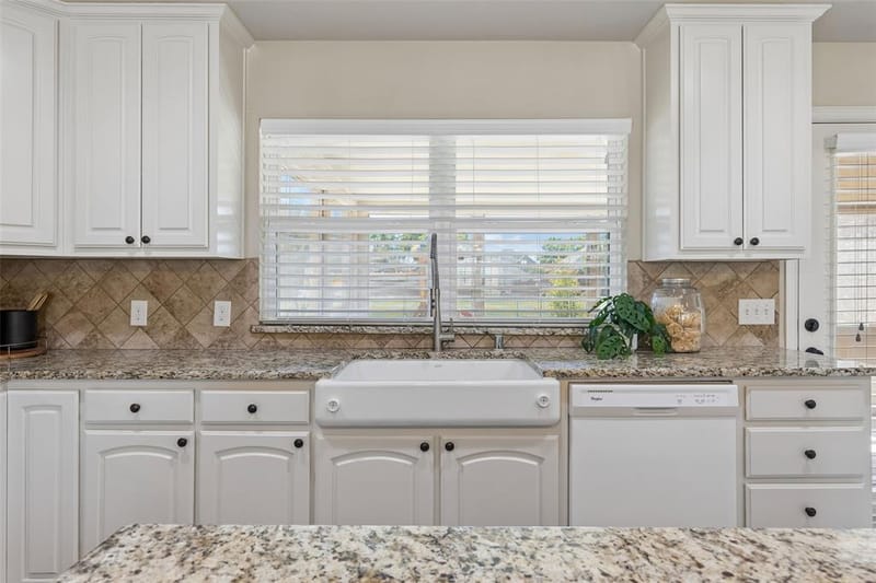 8106 Woodside Road, Rowlett TX 75088 - Photo 4