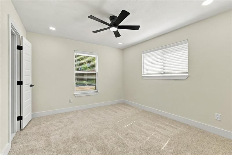 115 N Venice Drive, Duncanville TX 75116 - Photo 27