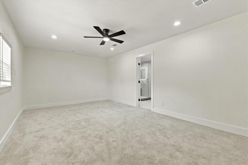 115 N Venice Drive, Duncanville TX 75116 - Photo 16