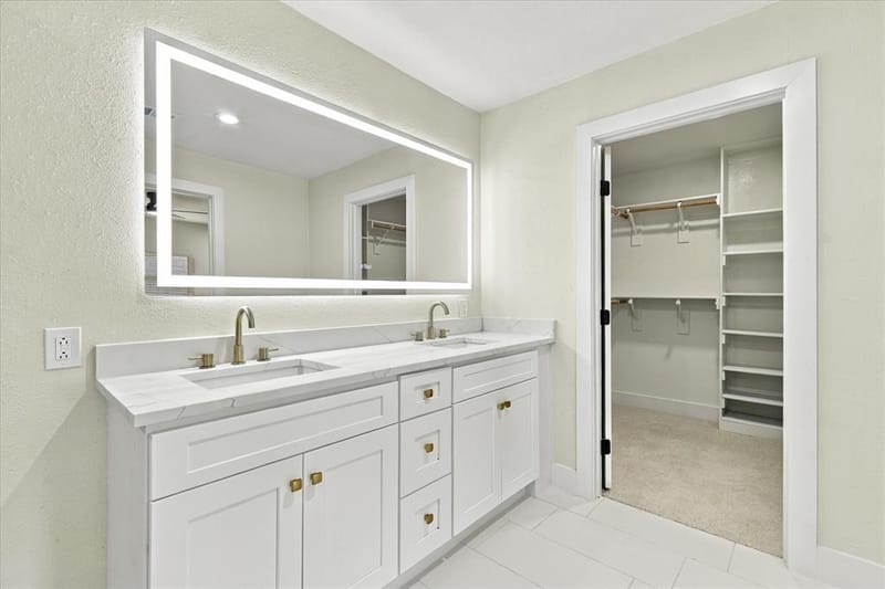 115 N Venice Drive, Duncanville TX 75116 - Photo 18