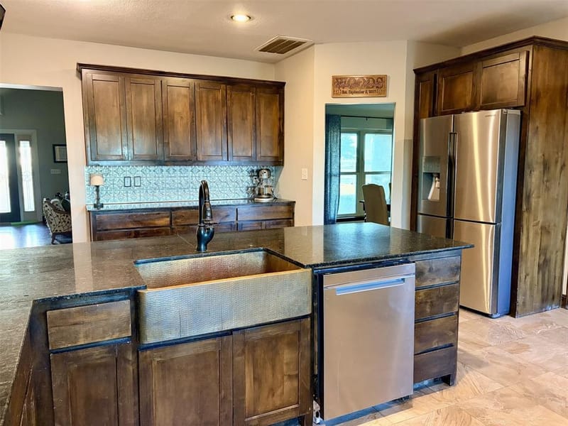 12820 N County Line Road, Ponder TX 76259 - Photo 7