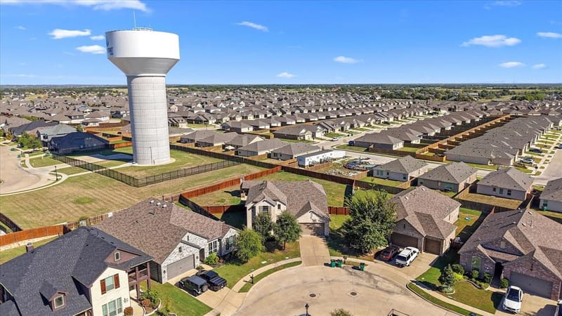 2044 Longbridge Road, Forney TX 75126 - Photo 32