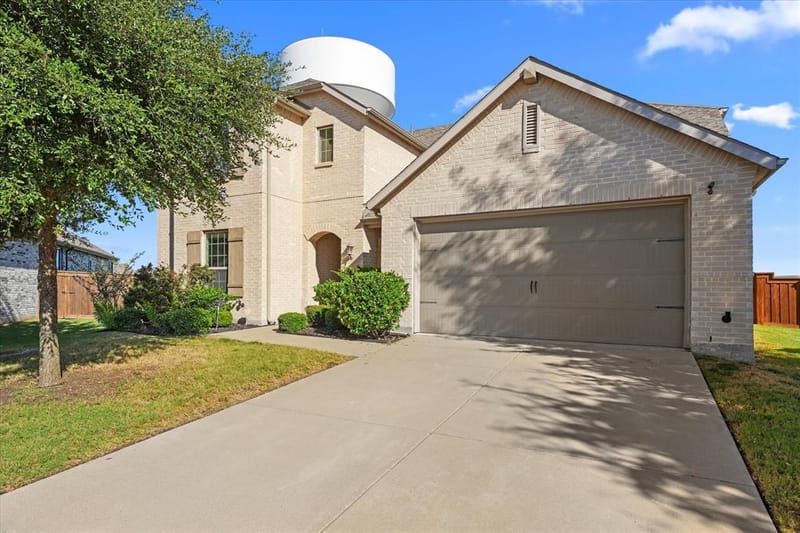 2044 Longbridge Road, Forney TX 75126