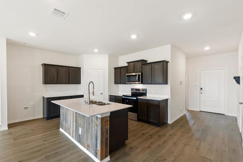 809 Sunlight Loop, Princeton TX 75407 - Photo 4