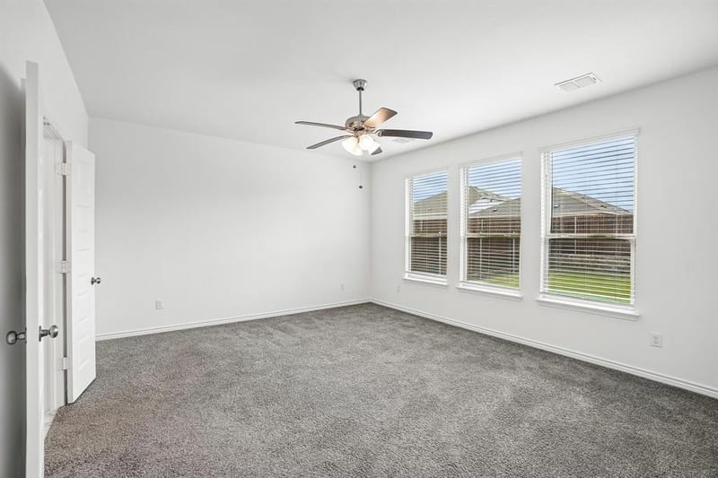 1915 Seminole Drive, Cleburne TX 76033 - Photo 12