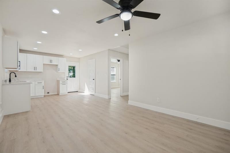 2711 Springdale Street, Dallas TX 75210 - Photo 9