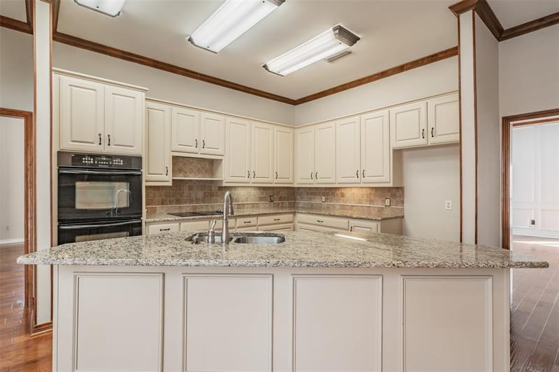 6010 Millwood Drive, Arlington TX 76016 - Photo 20