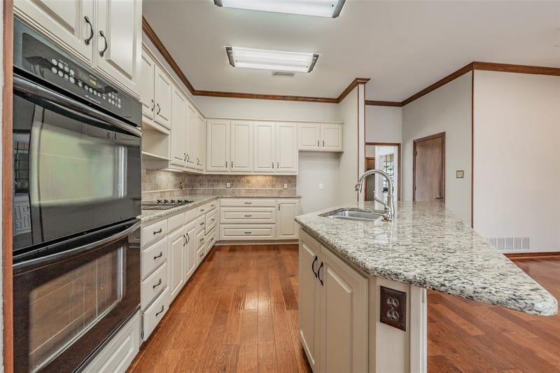 6010 Millwood Drive, Arlington TX 76016 - Photo 24