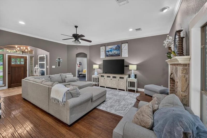 2016 Spinnaker Lane, Azle TX 76020 - Photo 5