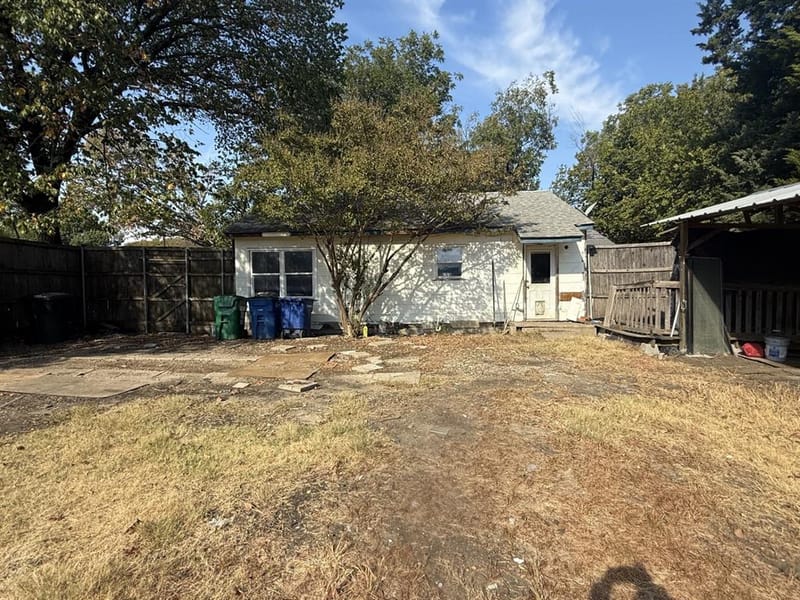 1800 Cottonwood Road, Carrollton TX 75006 - Photo 2
