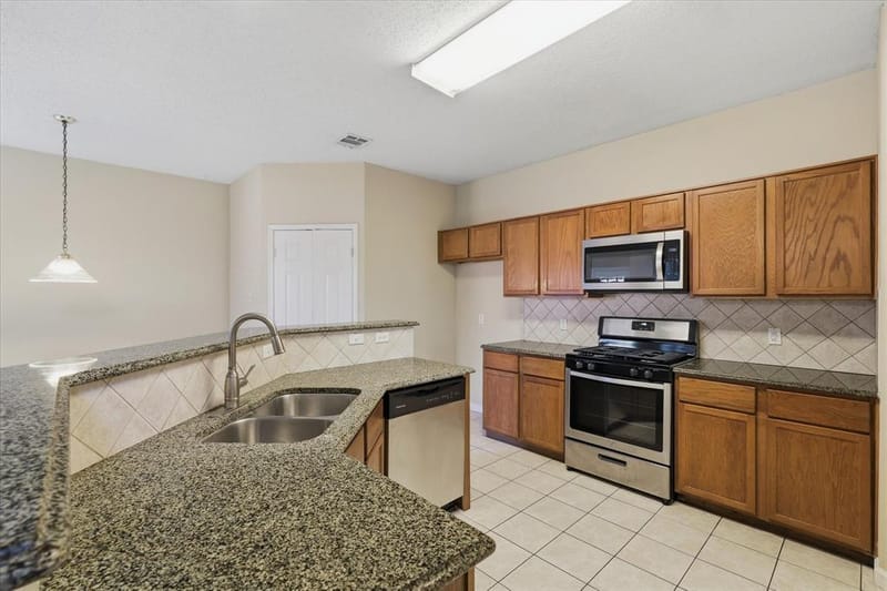 1814 Oak Bend Lane, Garland TX 75040 - Photo 16